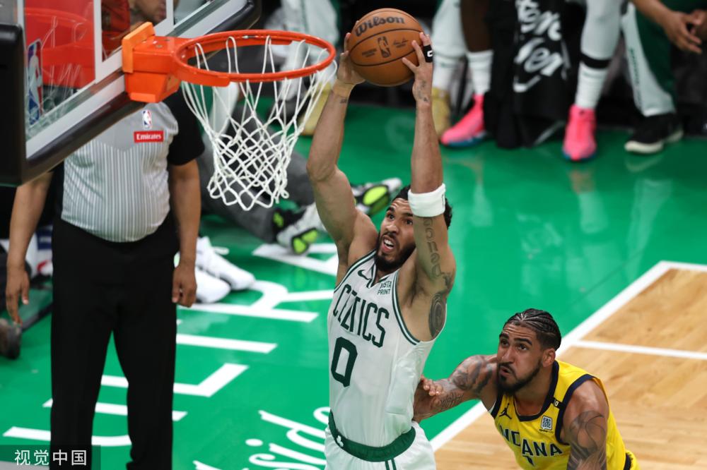 国际舞台的 国际舞台的