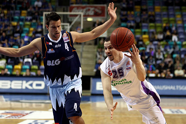 他们以专业 他们以专业