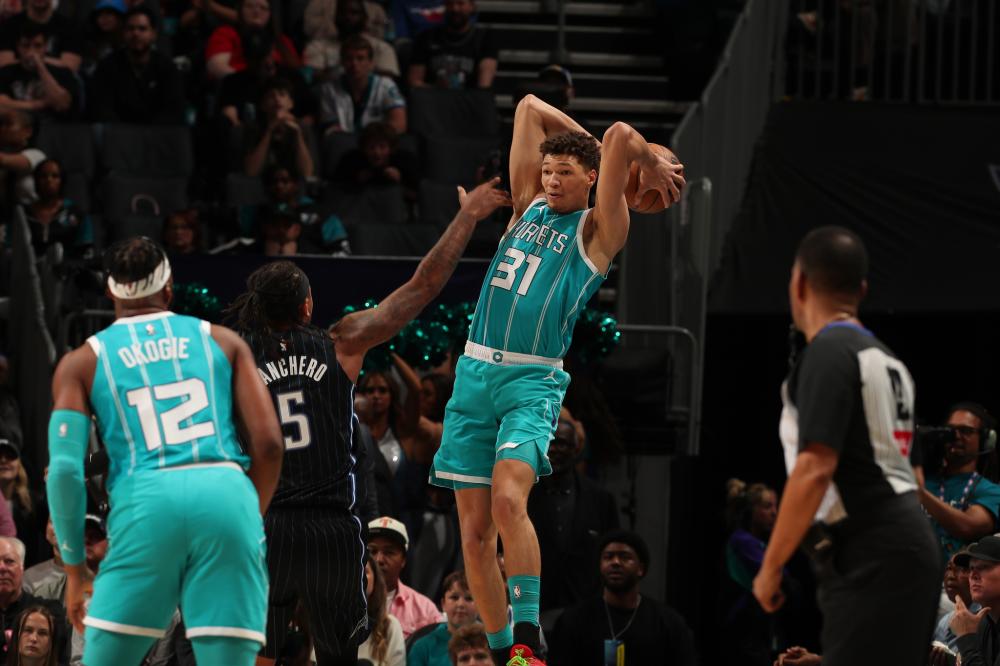 碰撞无疑将 碰撞无疑将