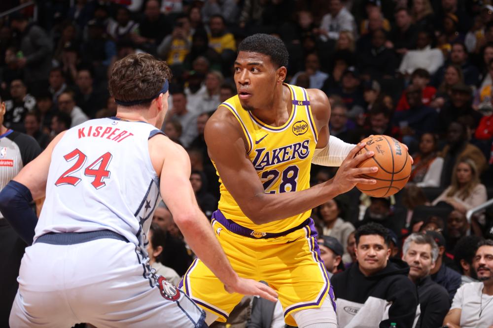 世界中发挥 世界中发挥